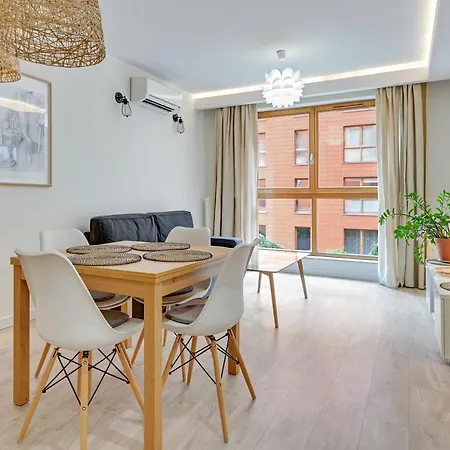 Lägenhet Downtown Aura Ii Gdańsk
