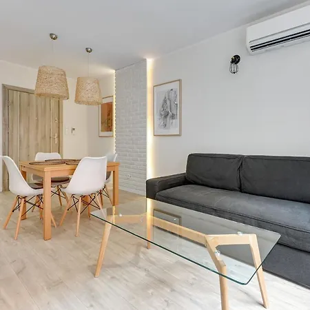 Apartment Downtown Aura Ii