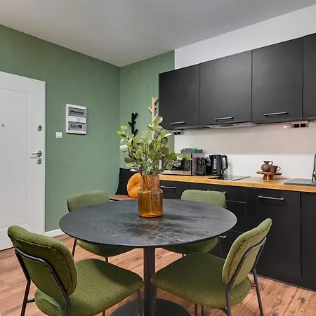 Downtown Aura Ii Apartment